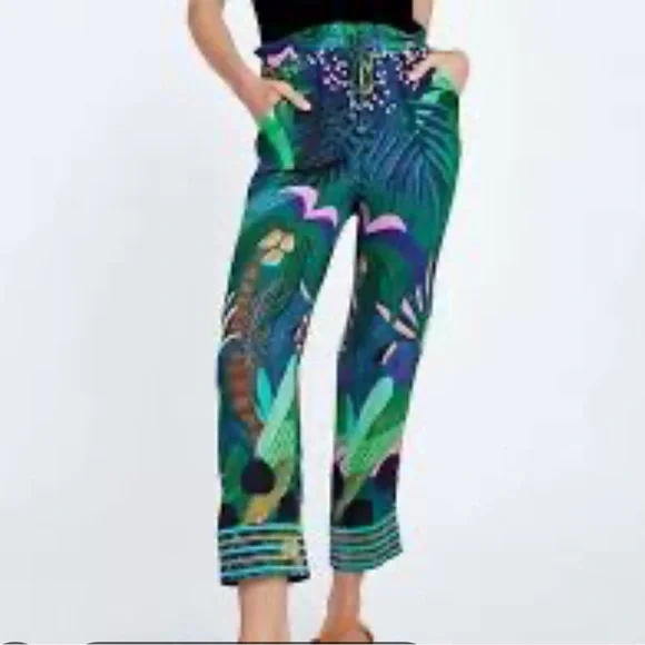 FARM Rio x Anthropologie Tropique Embroidered Capri Pants Small Petite - Picture 1 of 4